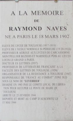 Plaque commémorative fixée à l’entrée du Lycée Raymond Naves, route d’Albi à Toulouse