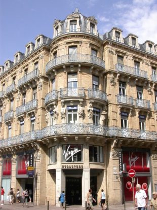 Immeuble 28 rue d&rsquo;Alsace-Lorraine, anciennement Grand magasin la « Maison universelle »