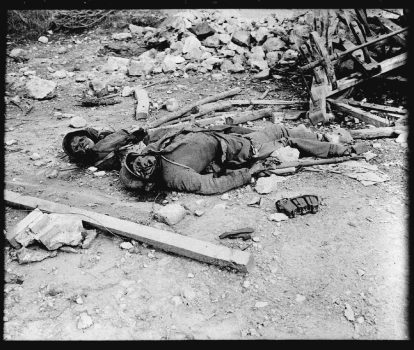 « Cadavres allemands à Fismette, (Marne) »