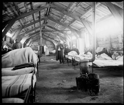 « Vue perspective de l&rsquo;hôpital d&rsquo;évacuation de Cuperly (Marne) »