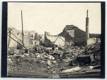 Ruines du village de Sermaize-les-Bains (Marne) suite à un bombardement.